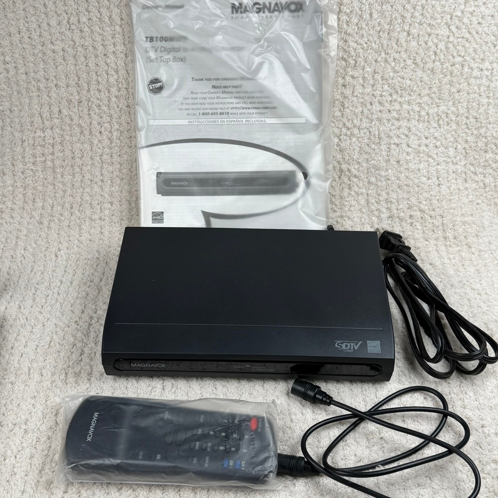 Magnavox TB100MW9 DTV Digital to Analog Converter Box Remote Manual Open Box